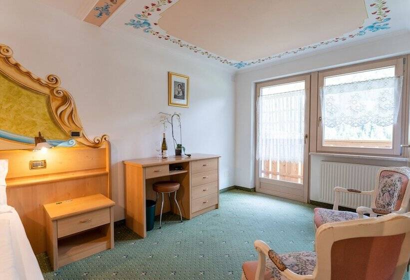 חדר סטנדרט, Latemar   Hotel Suites Spa