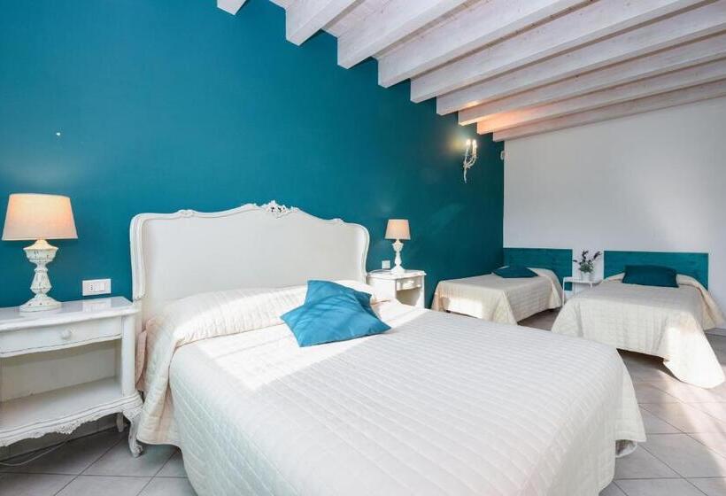 Четырехместный Номер Deluxe, Le Rêve   Lake View Rooms