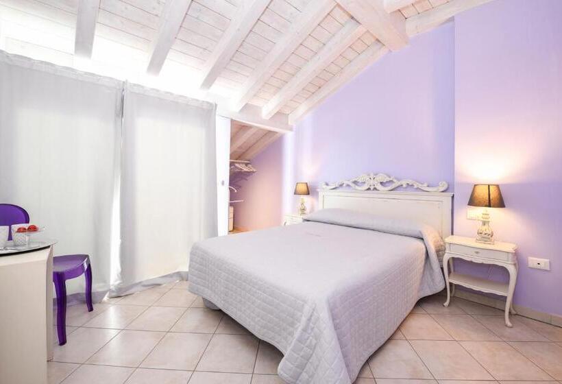 Номер Стандарт с Балконом, Le Rêve   Lake View Rooms