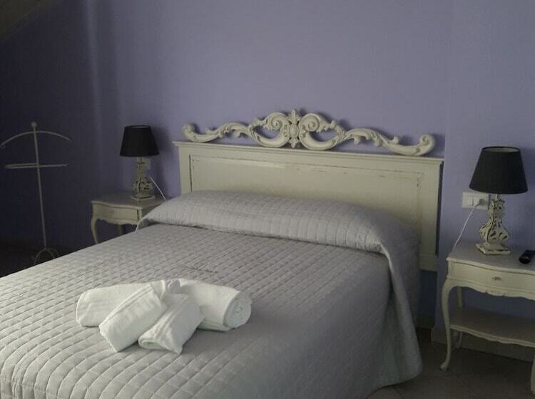 Номер Стандарт с Балконом, Le Rêve   Lake View Rooms