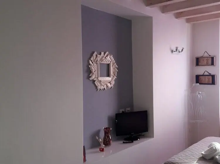 バルコニー付きスタンダードルーム, Le Rêve   Lake View Rooms