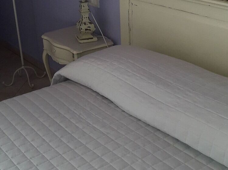 Номер Стандарт с Балконом, Le Rêve   Lake View Rooms