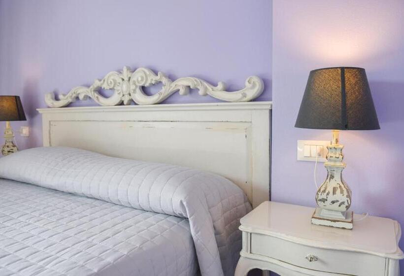 Номер Стандарт с Балконом, Le Rêve   Lake View Rooms