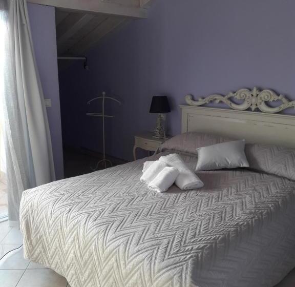 Номер Стандарт с Балконом, Le Rêve   Lake View Rooms