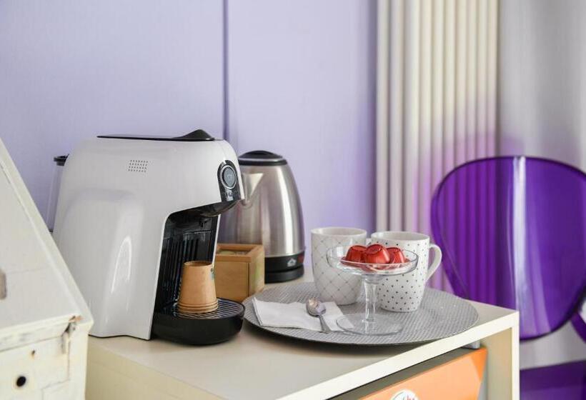 Номер Стандарт с Балконом, Le Rêve   Lake View Rooms