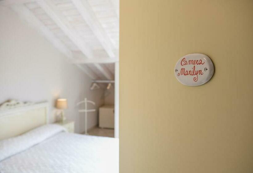 Номер Стандарт Вид на Озеро, Le Rêve   Lake View Rooms