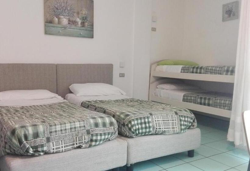 استوديو قياسي مطل على البحيرة, Residence Ambra