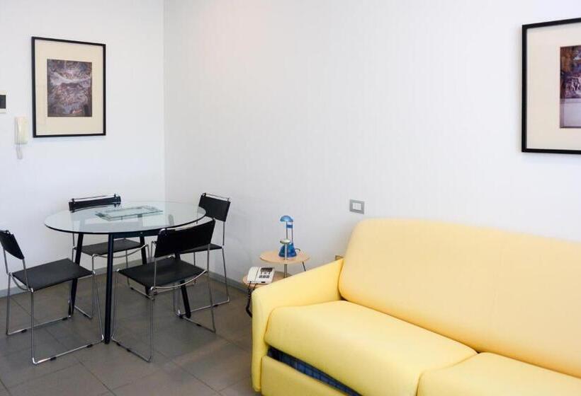 带1个卧室的豪华公寓, Vista Hotel & Residence