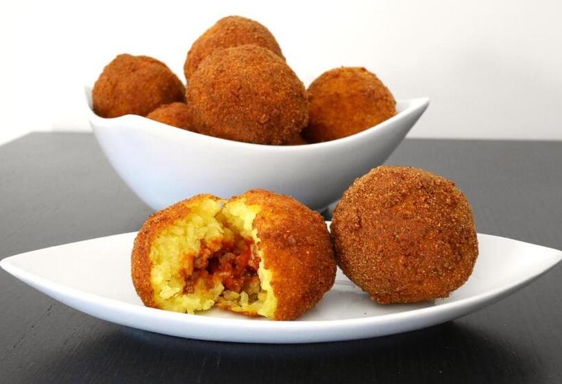 חדר סטנדרט לארבעה, Room In Lodge   Stanza In Affitto Giarre