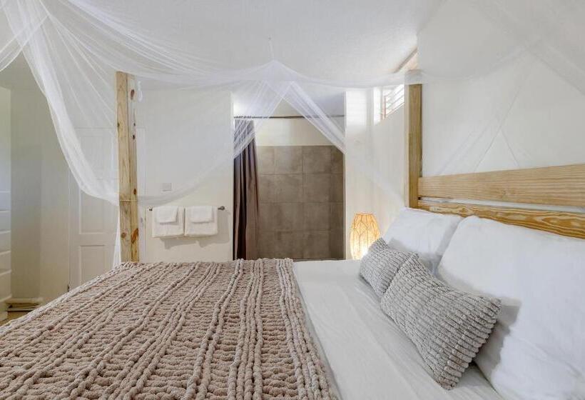 سوییت جونیور با چشمانداز دریا, Surfers Bay Resort