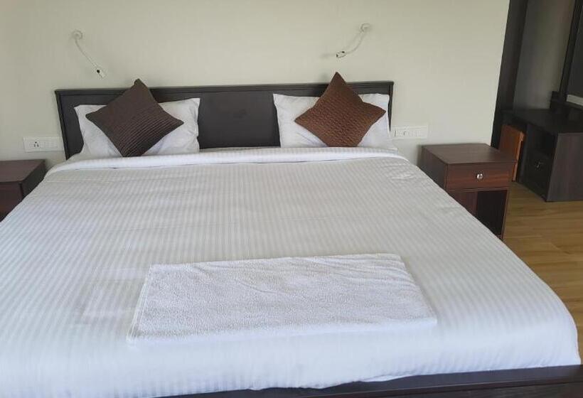 Perhehuone, Priyas Villa Vagamon