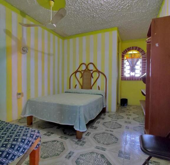 غرفة إقتصادية, Villa Luz