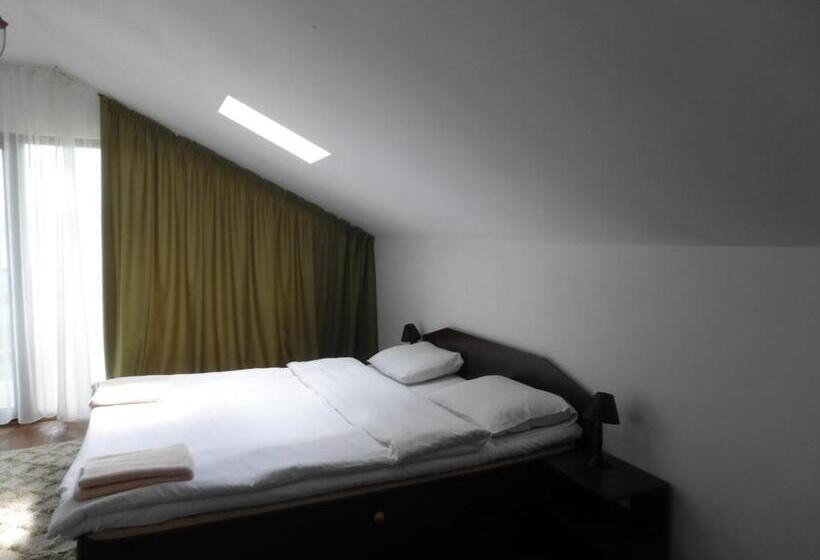 חדר סטנדרט, Karadzhovata Kashta