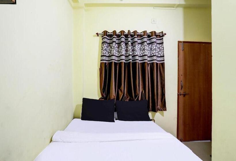 Трехместный Номер Классика, Sai Palace Lodging