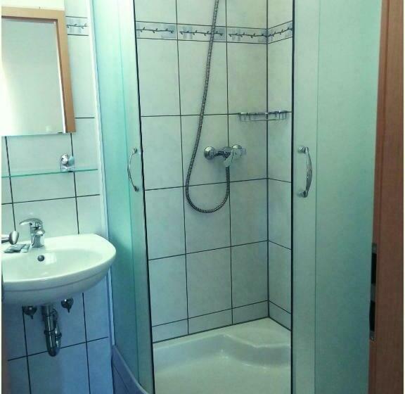 اتاق استاندارد یک نفره, Hostel Sonce