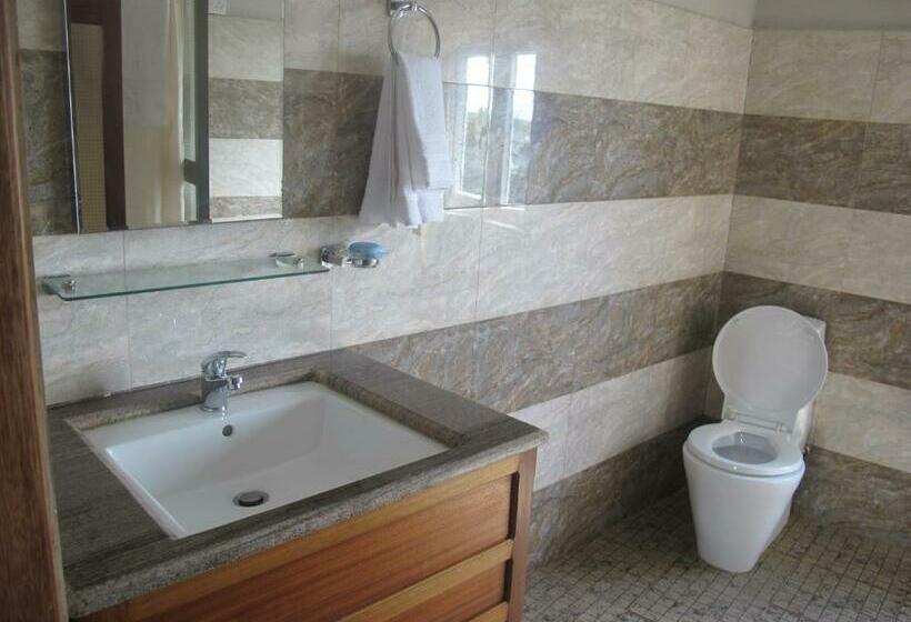 اتاق استاندارد با بالکن, Auberge Le Rajah