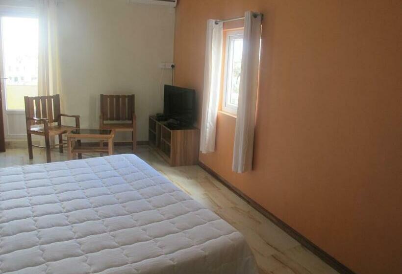 اتاق استاندارد با بالکن, Auberge Le Rajah