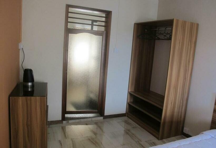 اتاق استاندارد با بالکن, Auberge Le Rajah