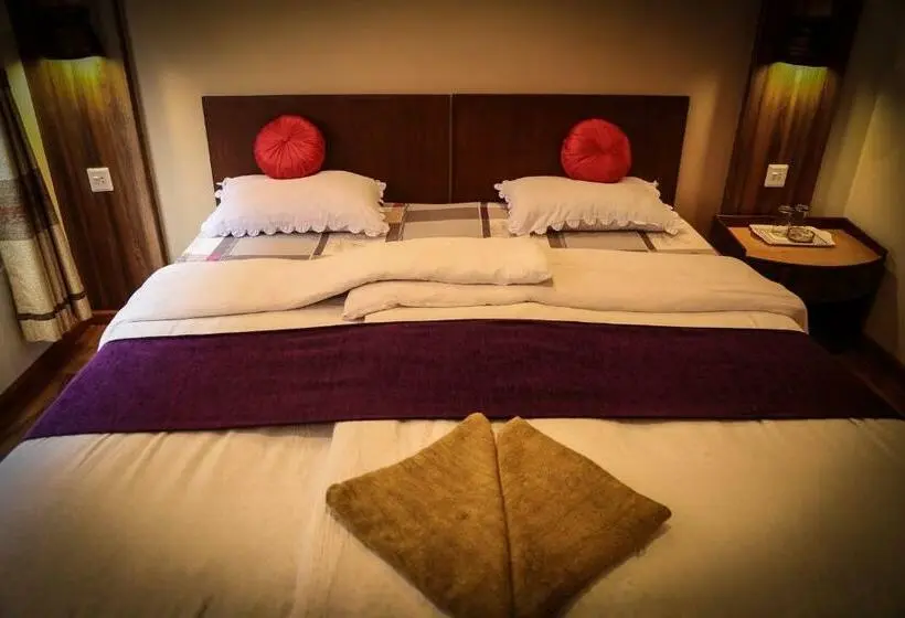 اتاق استاندارد, Kumari Guest House