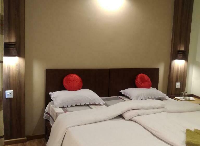 اتاق استاندارد, Kumari Guest House