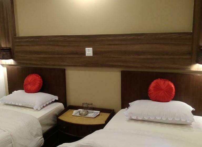 اتاق استاندارد, Kumari Guest House