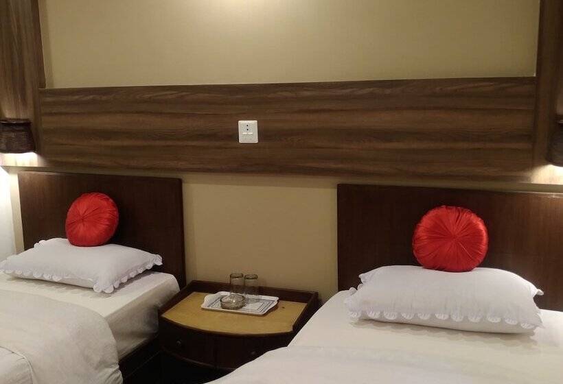 اتاق استاندارد, Kumari Guest House