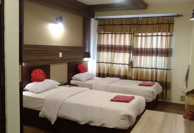 اتاق استاندارد, Kumari Guest House