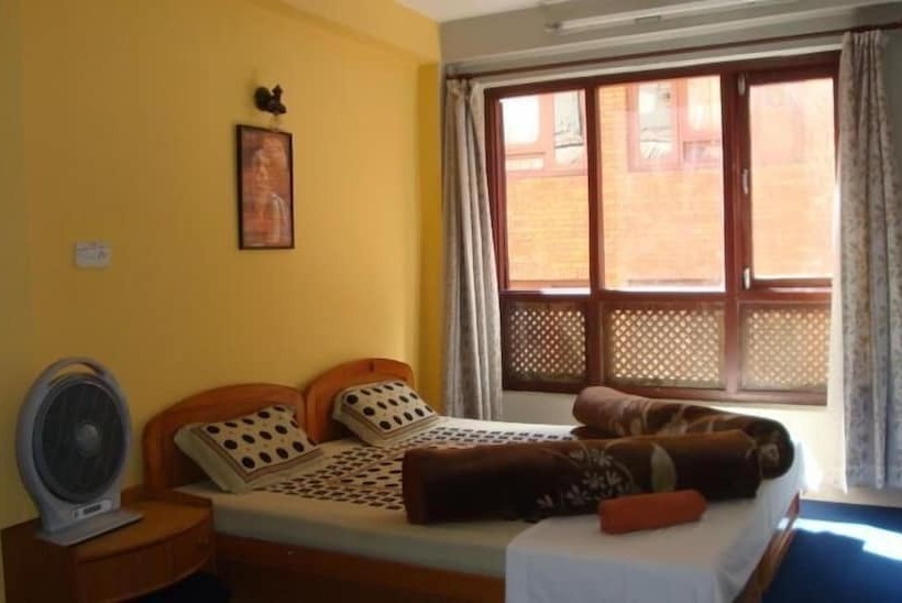 اتاق استاندارد, Kumari Guest House