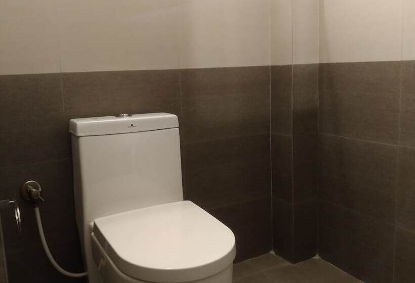 اتاق استاندارد, Kumari Guest House