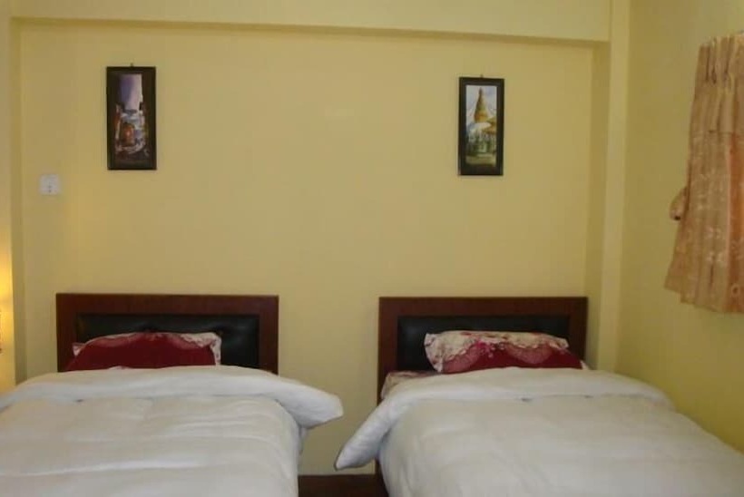 اتاق استاندارد, Kumari Guest House