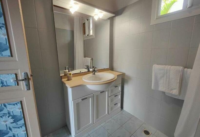 اتاق استاندارد, Le Paille En Queue Résidence Touristique