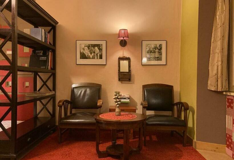 اتاق استاندارد, Muzikafe Home Of Culture