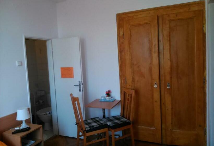 기본룸, Penzion Villa Gerlach