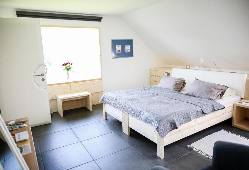 سوییت خانوادگی, Eco Boutique Hotel Ams Beagle