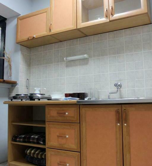 آپارتمان 1 خوابه با بالکن, Hostel 42