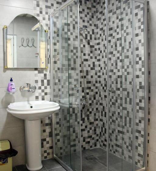 اتاق استاندارد با بالکن, Hostel 42