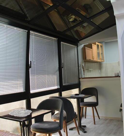 اتاق استاندارد با بالکن, Hostel 42