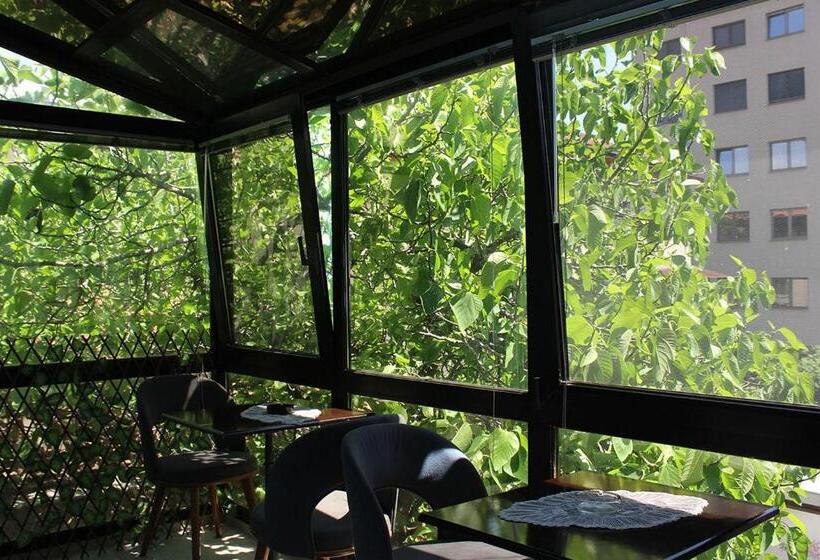 اتاق استاندارد با بالکن, Hostel 42