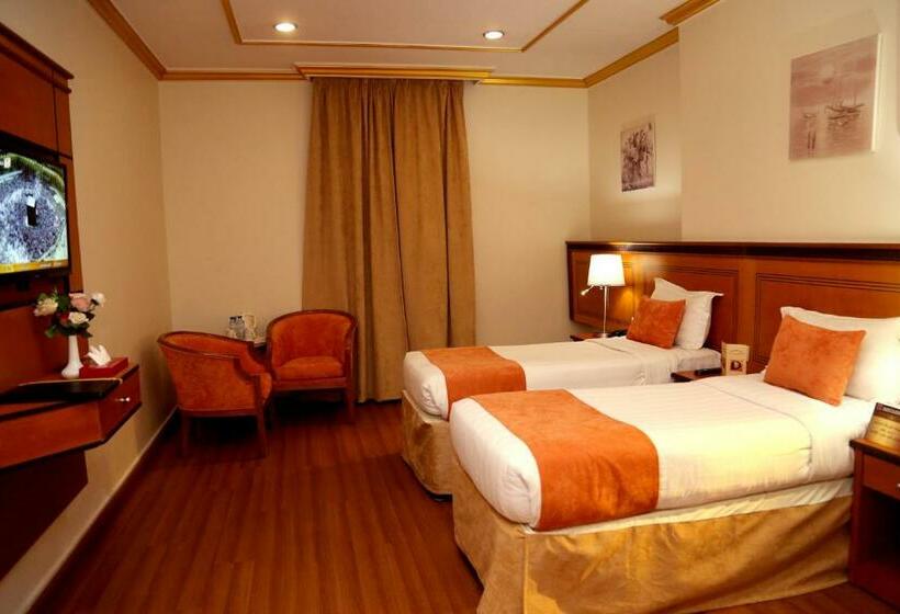 חדר סטנדרט, Amjad Al Deafah