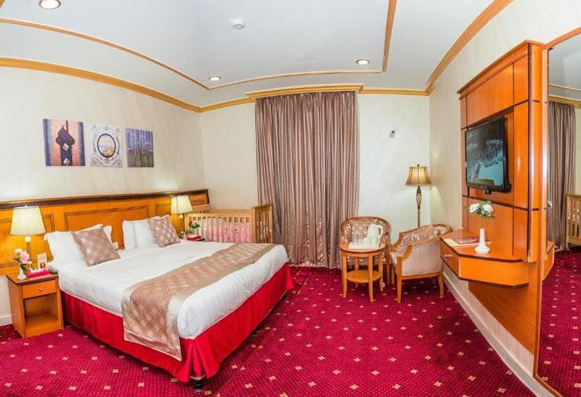 スタンダードルーム, Amjad Al Deafah