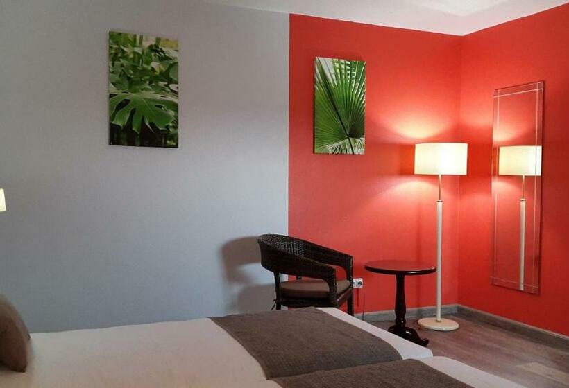 اتاق سوپریور, Austral