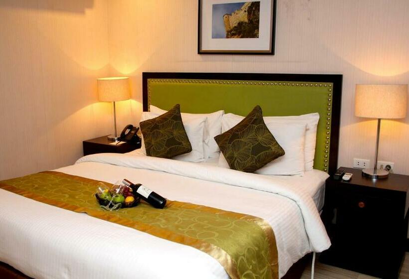 اتاق لوکس با تخت بزرگ, Azzurro