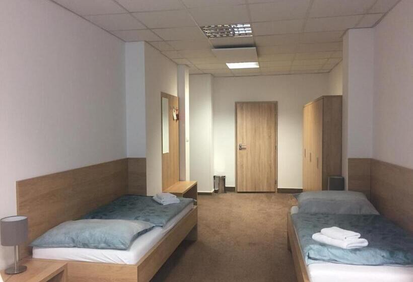 غرفة عائلية, Bothe