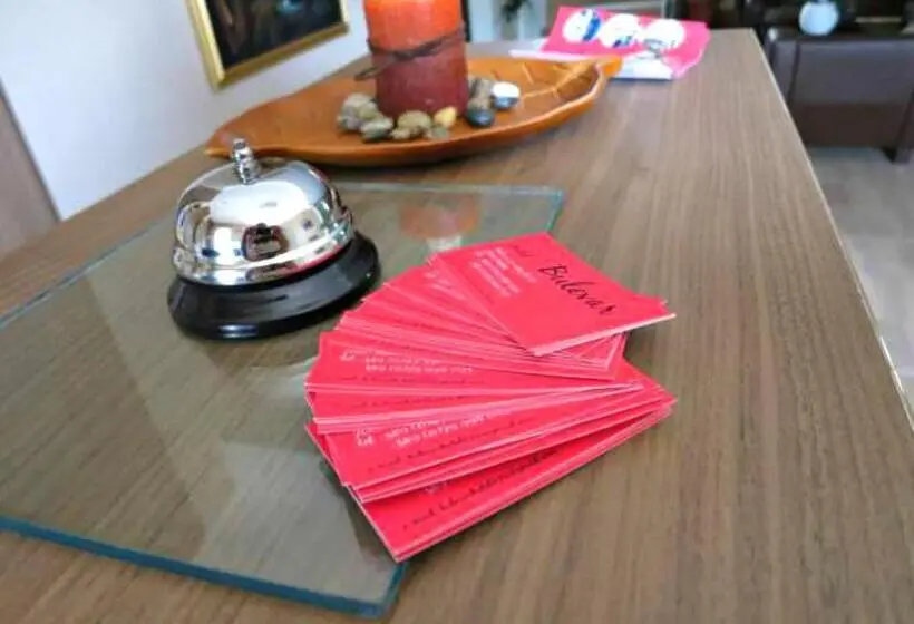 اتاق استاندارد سه نفره, Bulevar