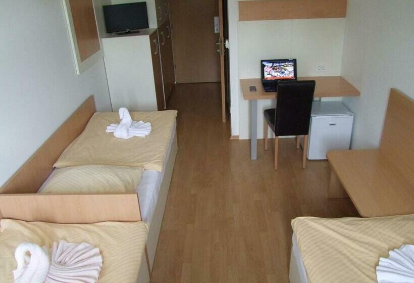 اتاق استاندارد سه نفره, Galaksija Trebnje   Free Sauna Included