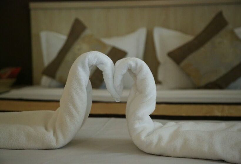 اتاق سوپریور, Platinum Tamwe