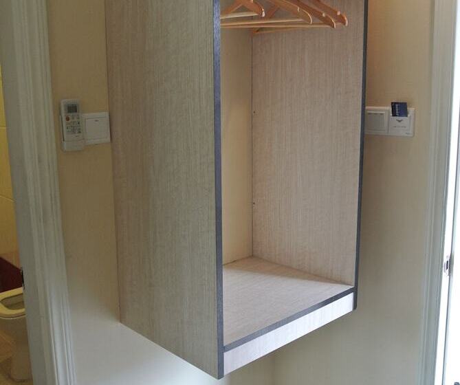 اتاق لوکس, Platinum Tamwe