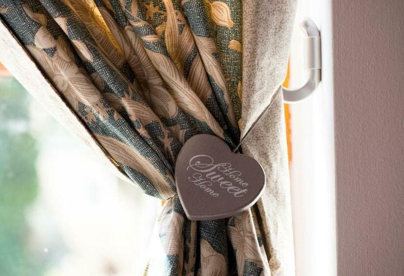 استودیوی استاندارد, Pri Mostu