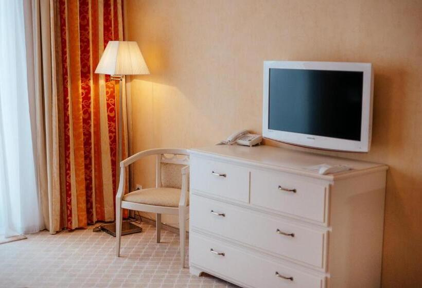 발코니가 있는 2 베드룸 아파트, Residence