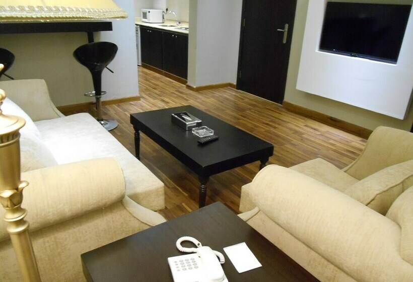 סוויטת ג'וניור, Shamaat Jeddah